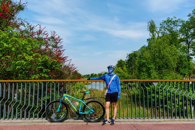 cyclist, bike ride, river, asia, chengdu, china, city, tianfu greenway, landscape, cycling, chengdu, chengdu, chengdu, chengdu, chengdu. Revising a scenic walk into a layered place essay case