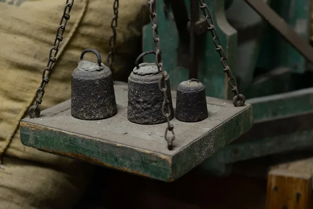 weights, scale, balance, measure, lead, measurement, equilibrium, precision, metal, equal, industry, steel, scale, equilibrium, equilibrium, equilibrium, equilibrium, equilibrium. Technical explainer problems: false precision, broken analogies and scale errors