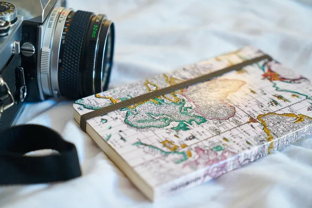 old, notebook, map, book, holiday, hobby, photograph, photography, camera, gezi, trip, traveler, journalist, map, map, map, map, hobby, hobby, camera, trip, journalist, journalist, journalist, journalist, journalist. Travelogue, place essay, nature essay, and reported dispatch compared